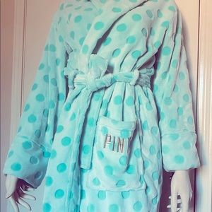 VS Tiffany Color Plush Robe (XS)